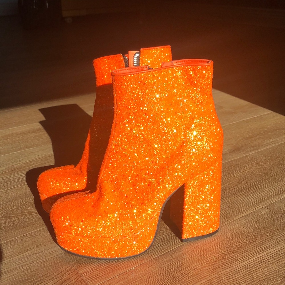 “Tangy” Current Mood boots